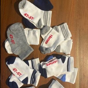 Hanes Boys 1-3T and 4-5T socks (69 Pairs)